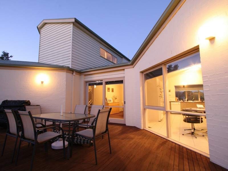 6 Weatherly Court, Rye VIC 3941