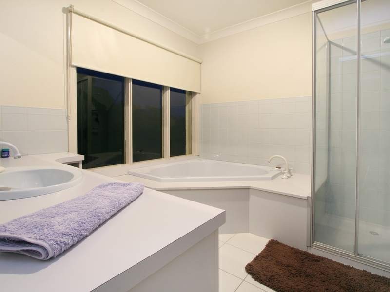 6 Weatherly Court, Rye VIC 3941