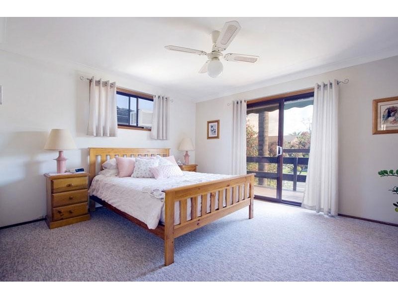 32 Andrew Thompson Drive, Mcgraths Hill NSW 2756