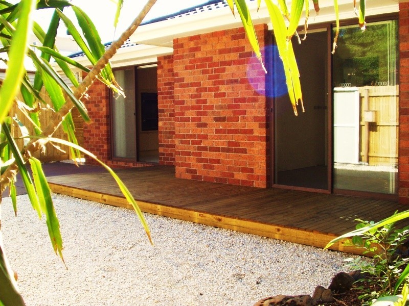 25 Schutt Street, Newport VIC 3015