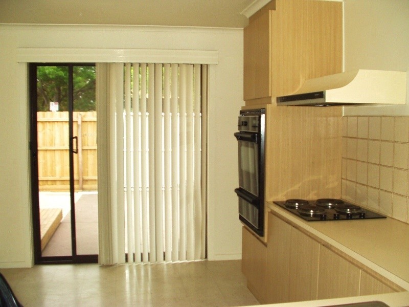 25 Schutt Street, Newport VIC 3015