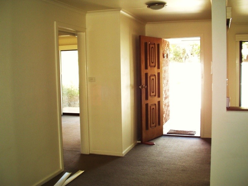 25 Schutt Street, Newport VIC 3015