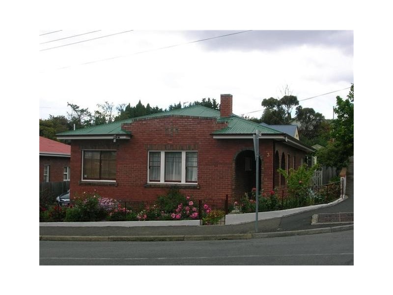 3 Honora Avenue, New Town TAS 7008
