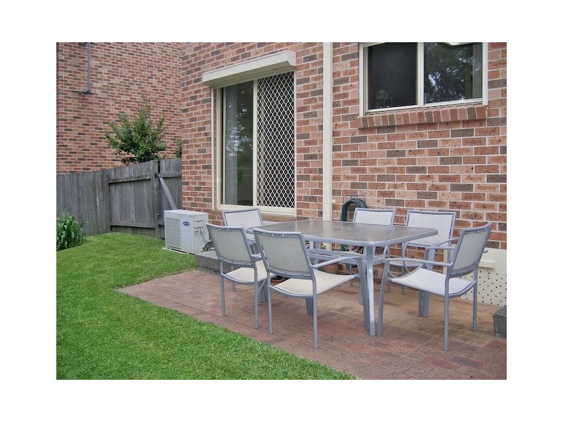 19/41-43 Robertson Street, Coniston NSW 2500