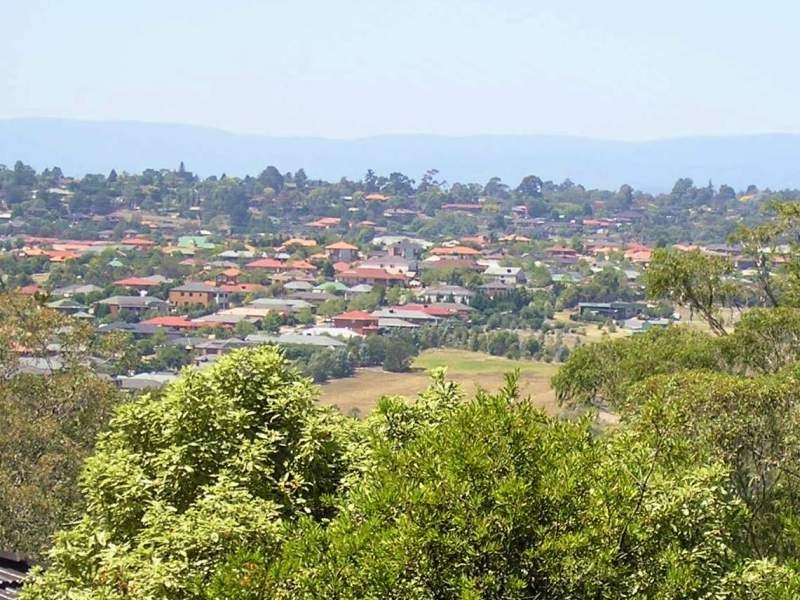 59 Neuparth Road, Croydon North VIC 3136