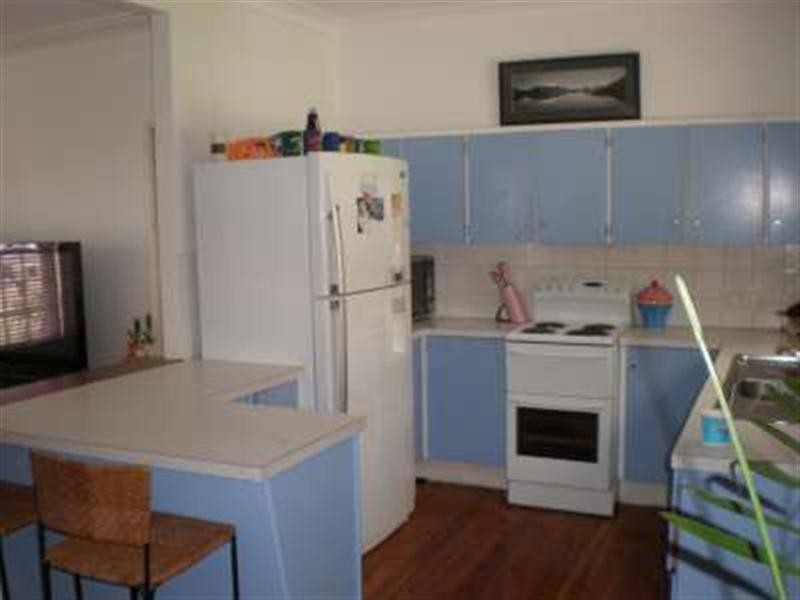 17 Warrior Street, Belmont North NSW 2280