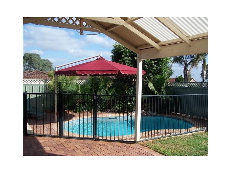 24 Debenham Avenue, Leumeah NSW 2560