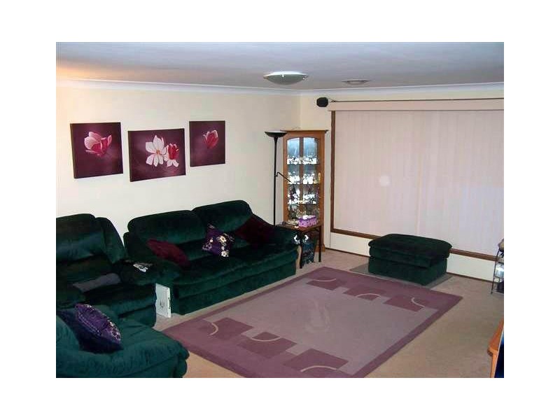 24 Debenham Avenue, Leumeah NSW 2560