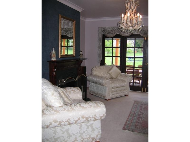 48 Highland Drive, Bowral NSW 2576