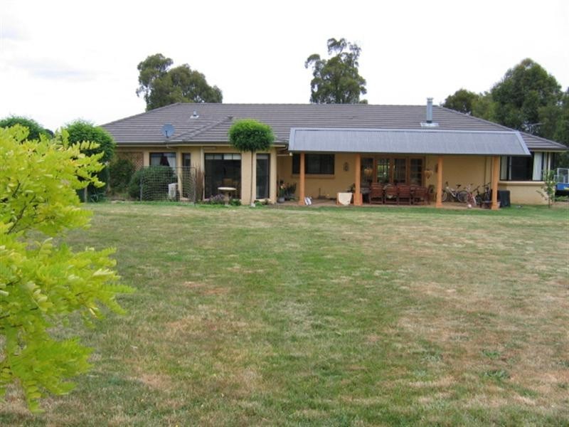 48 Highland Drive, Bowral NSW 2576