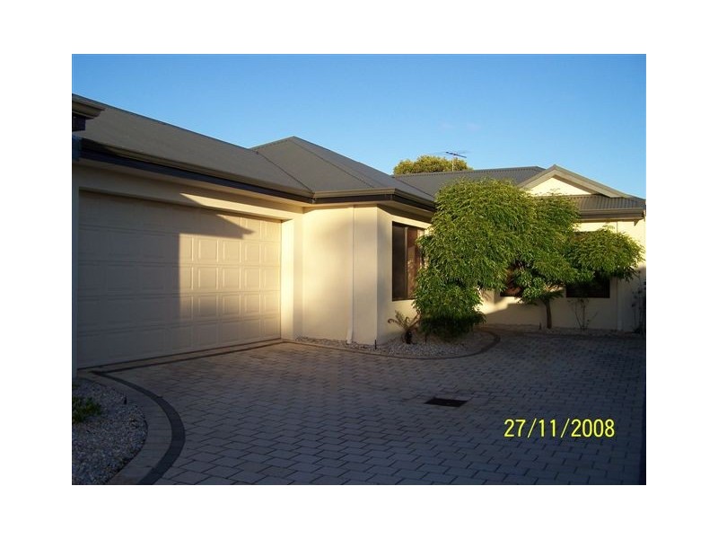 154b Huntriss Road, Doubleview WA 6018