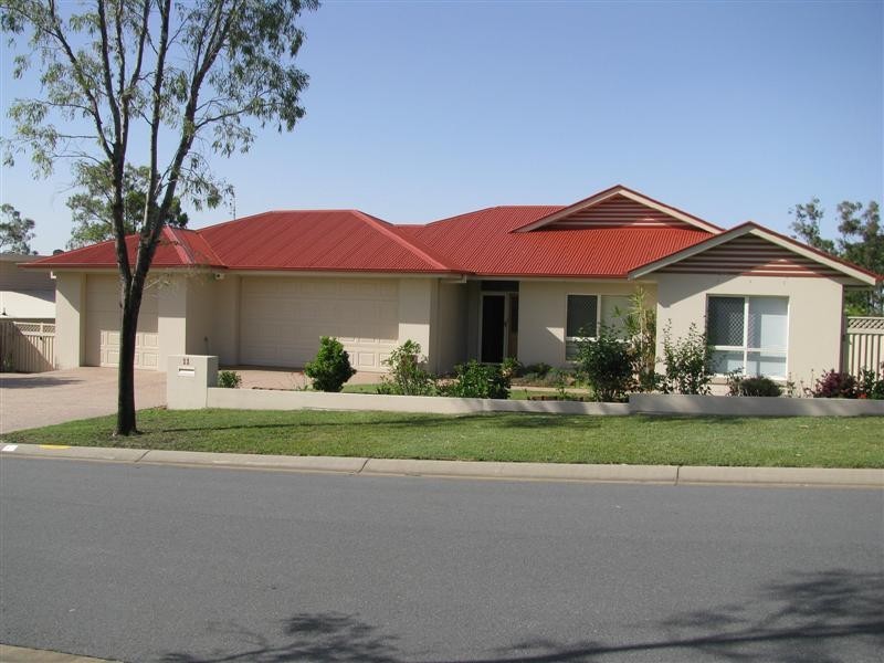 11 Huxley Court, Pacific Pines QLD 4211