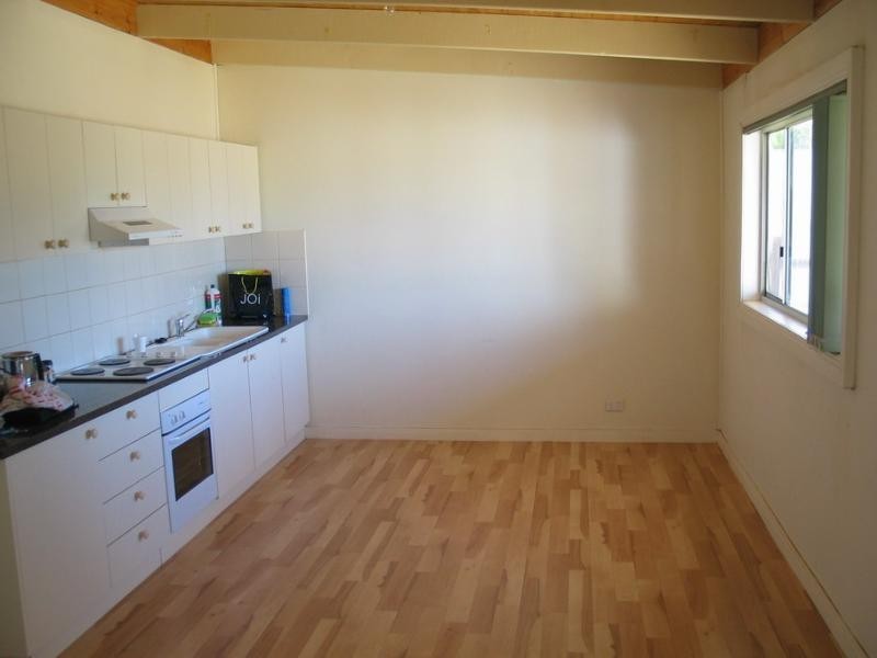 76 Hannon Street, Sea Lake VIC 3533