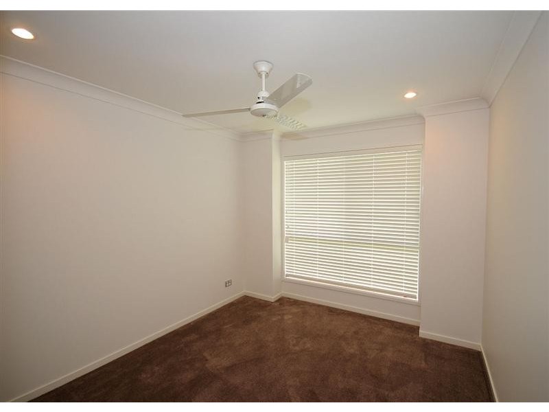 144 Truro Street, Urangan QLD 4655