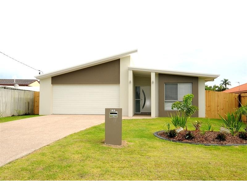 144 Truro Street, Urangan QLD 4655