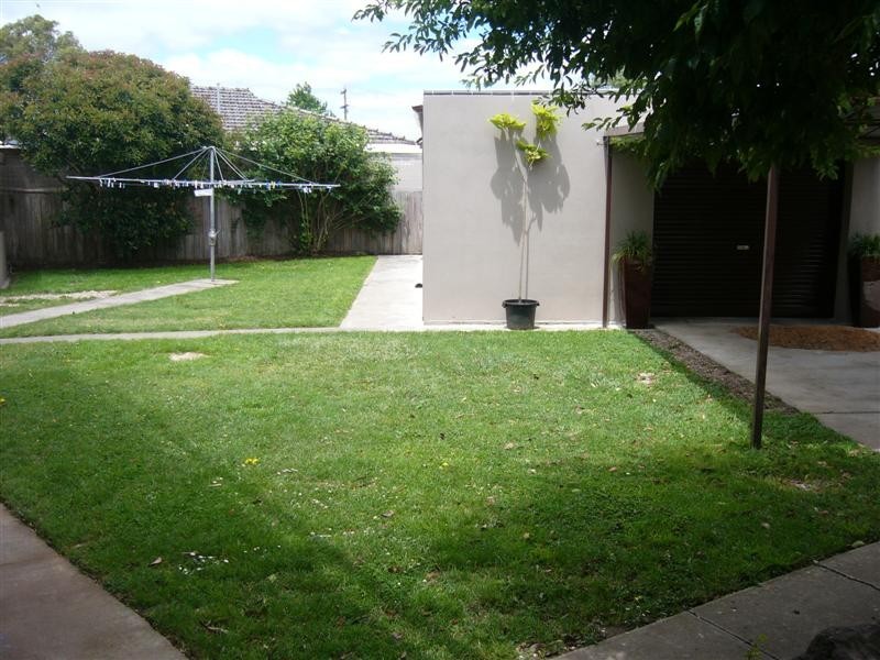 1017 Grevillea Road, Wendouree VIC 3355