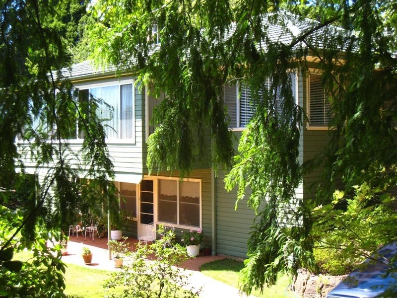 49 Blaxland Road, Wentworth Falls NSW 2782