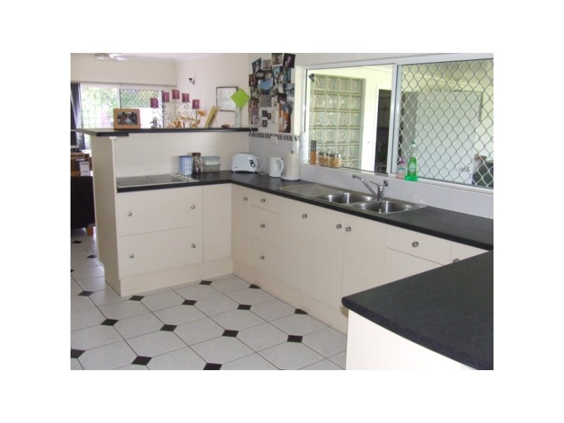 54 Cheviot Street, Smithfield QLD 4878
