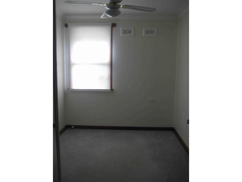 42 Brallos Avenue, Holsworthy NSW 2173