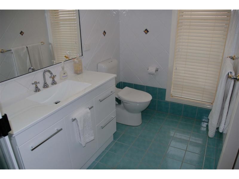 4 Orlabah Avenue, Innes Park QLD 4670