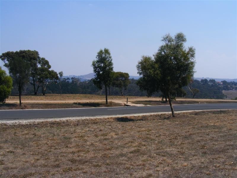 24 The Skyline, Sunbury VIC 3429