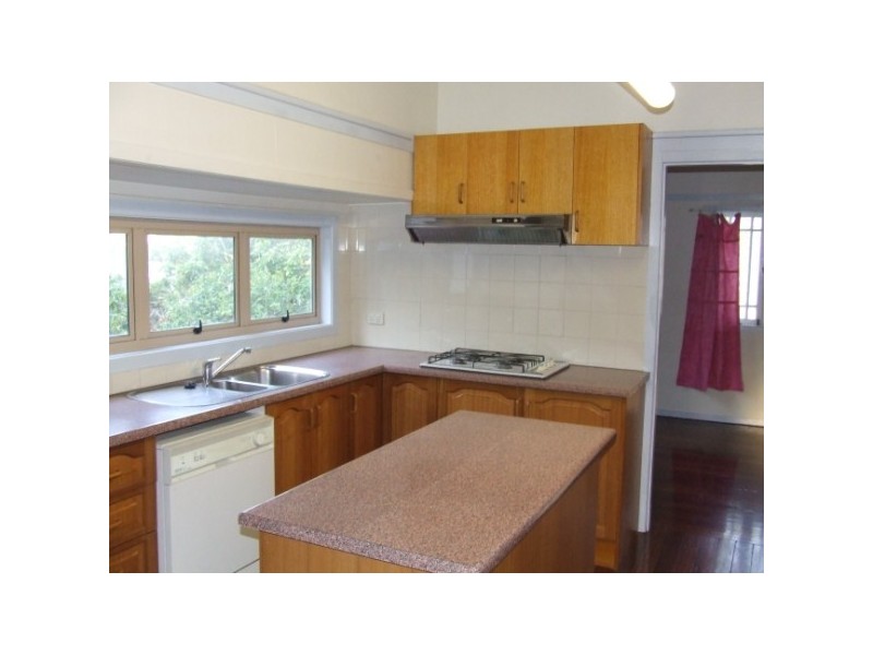 65 Royal Parade, Ashgrove QLD 4060