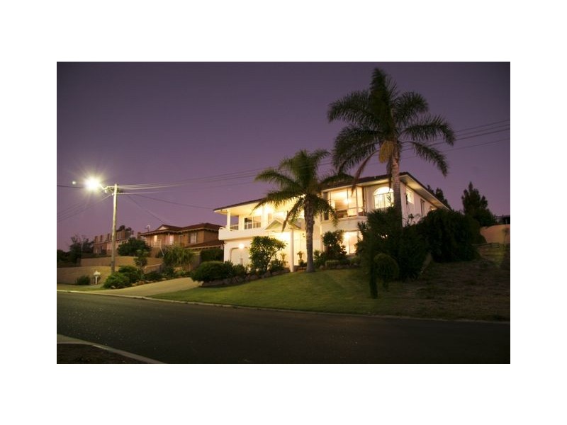 6 Solander Road, Hillarys WA 6025