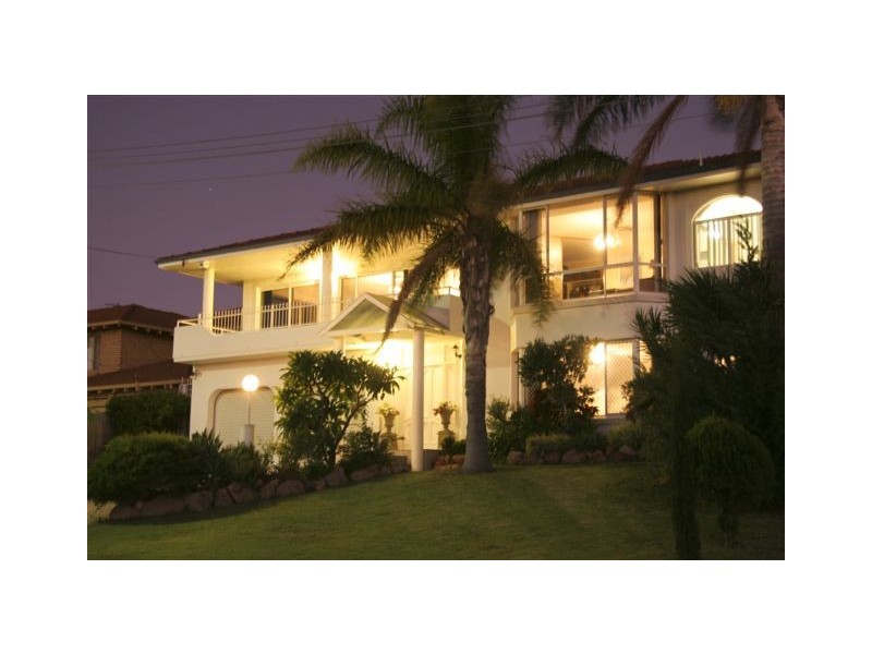 6 Solander Road, Hillarys WA 6025