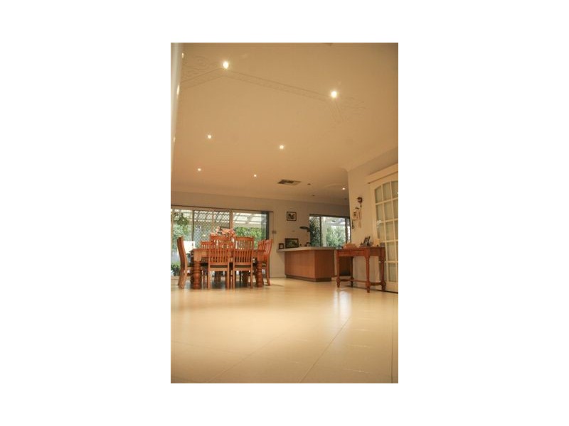 6 Solander Road, Hillarys WA 6025