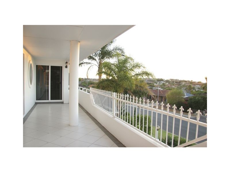 6 Solander Road, Hillarys WA 6025