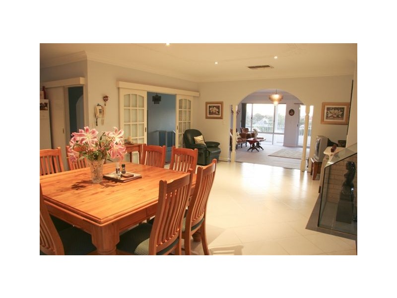 6 Solander Road, Hillarys WA 6025