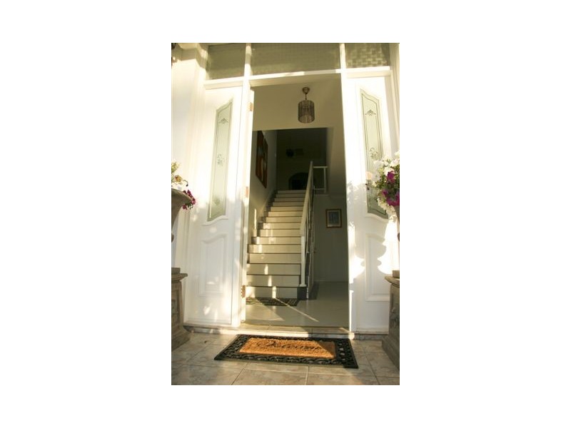 6 Solander Road, Hillarys WA 6025