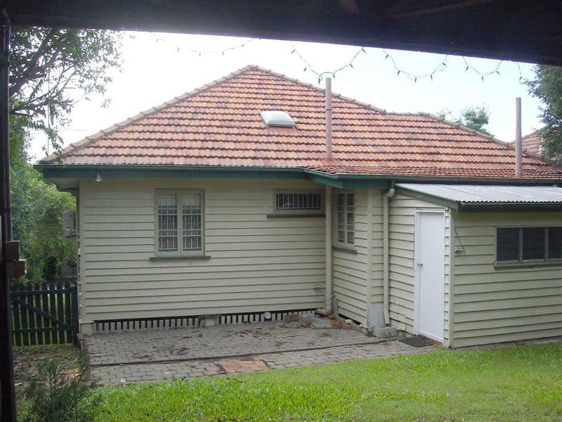 16 Dempsey Street, Annerley QLD 4103