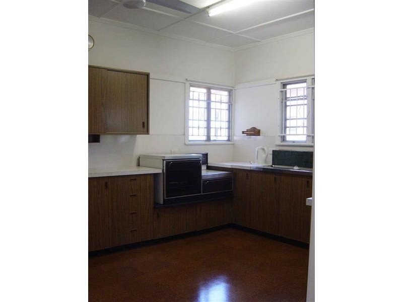 16 Dempsey Street, Annerley QLD 4103