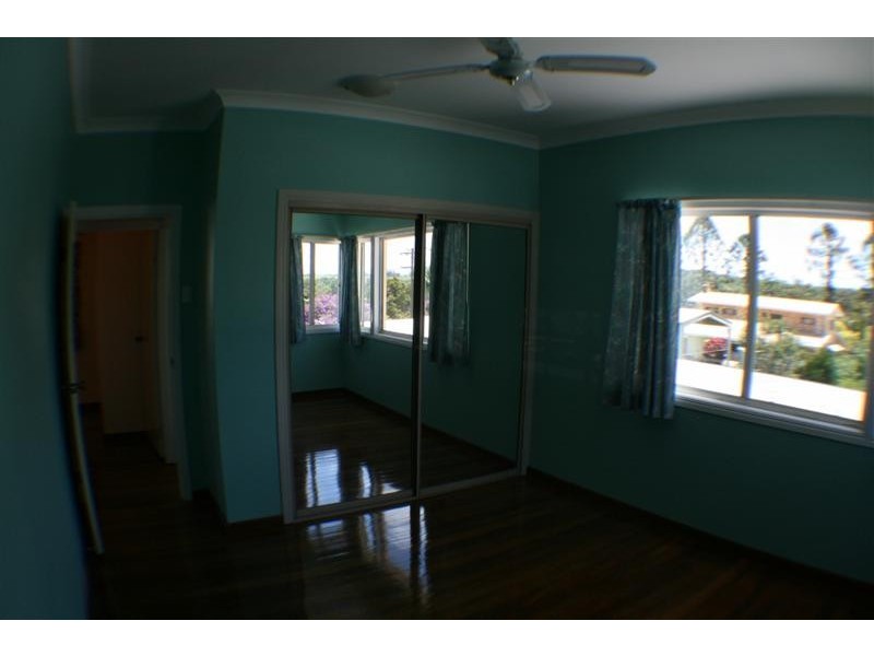 17 Monash Avenue, Malanda QLD 4885