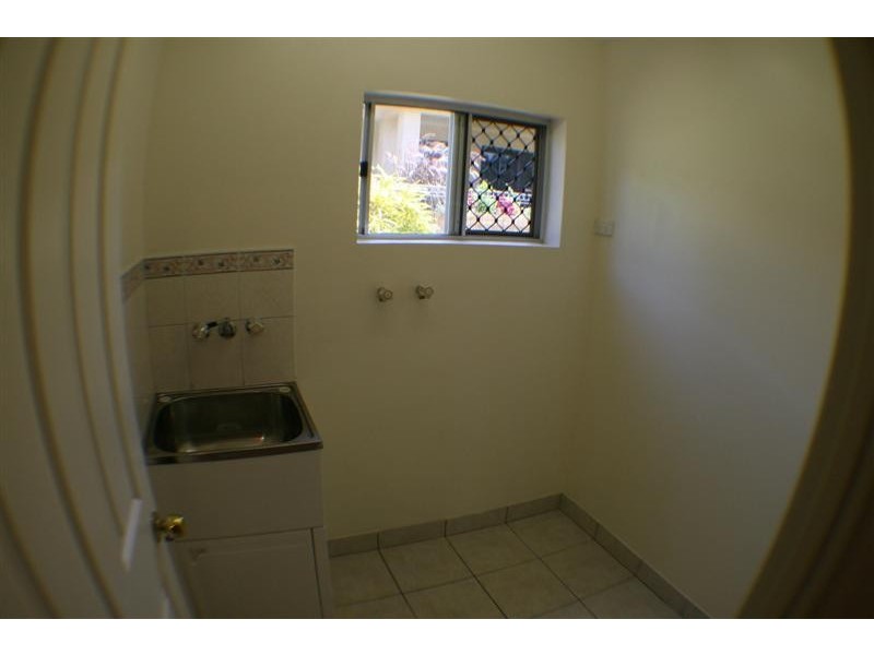 17 Monash Avenue, Malanda QLD 4885