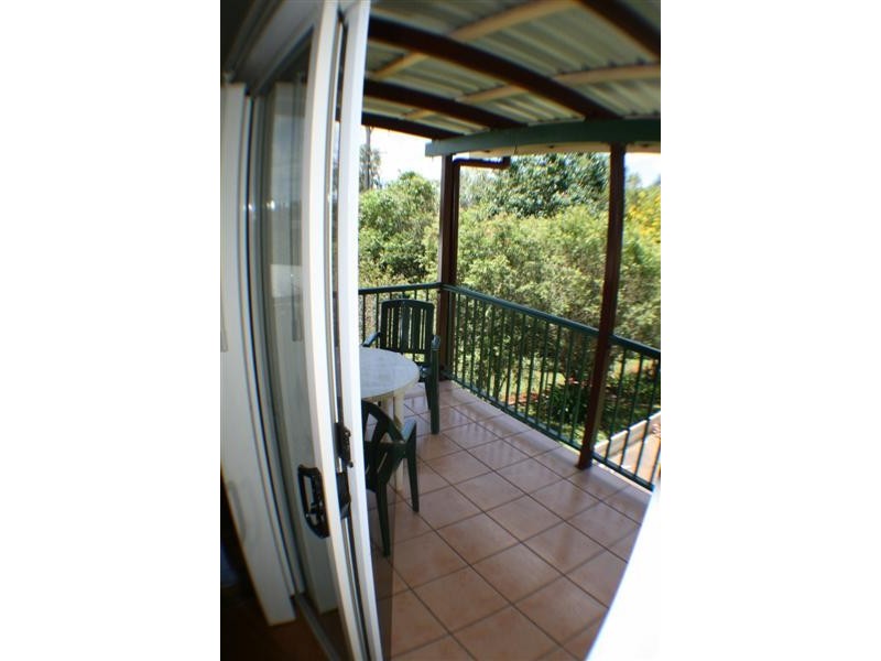 17 Monash Avenue, Malanda QLD 4885