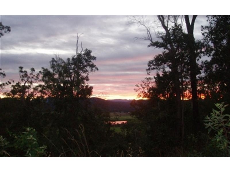 90 Surprise Creek Road, Mount Ossa QLD 4741