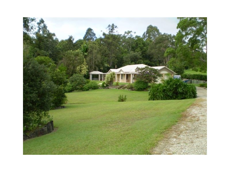 4 Carl Lentz Court, Worongary QLD 4213