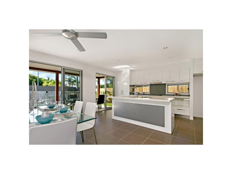 10 Sunrise Avenue, Coolum Beach QLD 4573