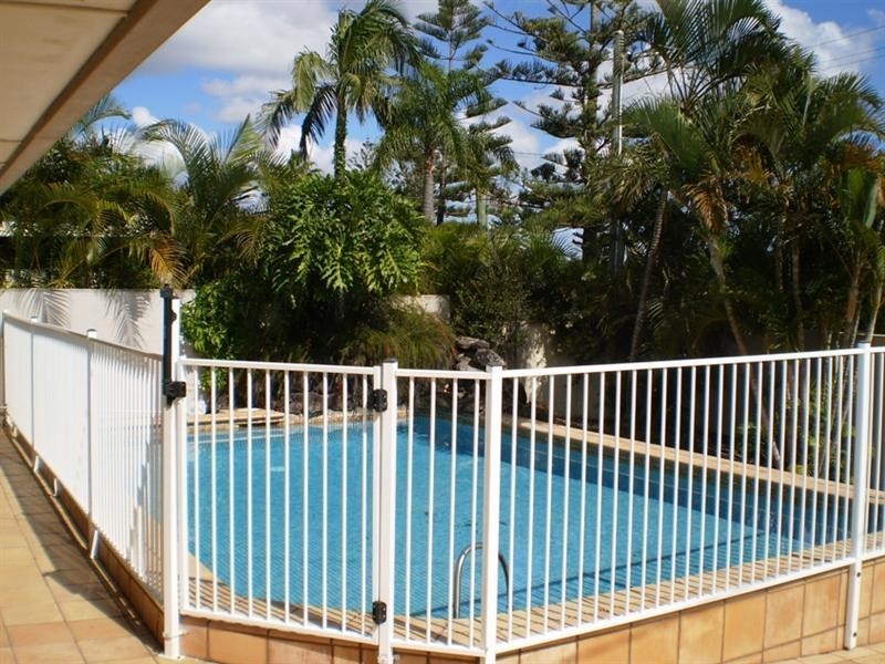 30 Brindisi Avenue, Isle Of Capri QLD 4217