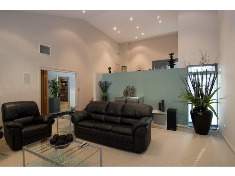 10 Barcroft Street, Pasadena SA 5042