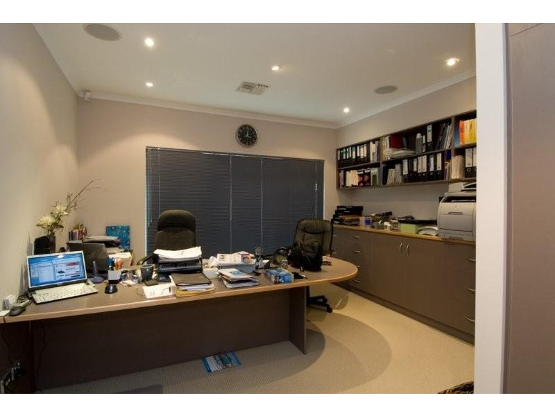 10 Barcroft Street, Pasadena SA 5042