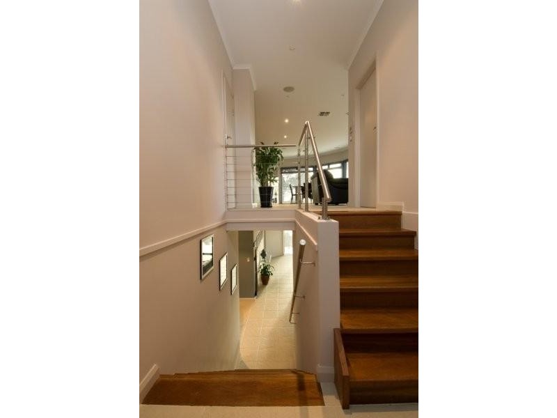 10 Barcroft Street, Pasadena SA 5042