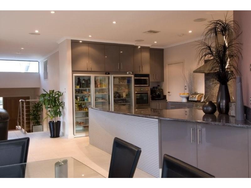 10 Barcroft Street, Pasadena SA 5042