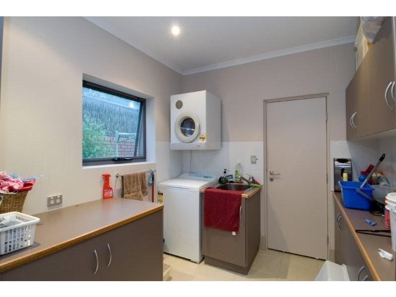 10 Barcroft Street, Pasadena SA 5042