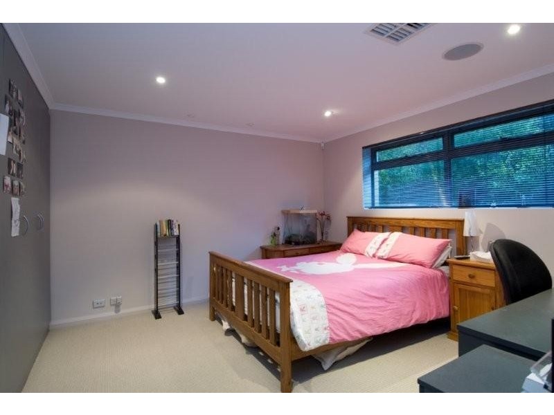 10 Barcroft Street, Pasadena SA 5042