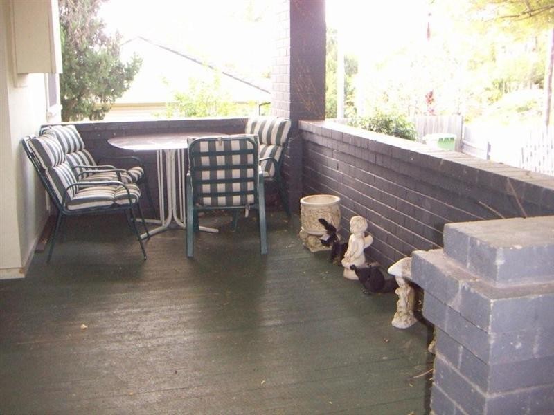18 Campbell Street, Gosford NSW 2250
