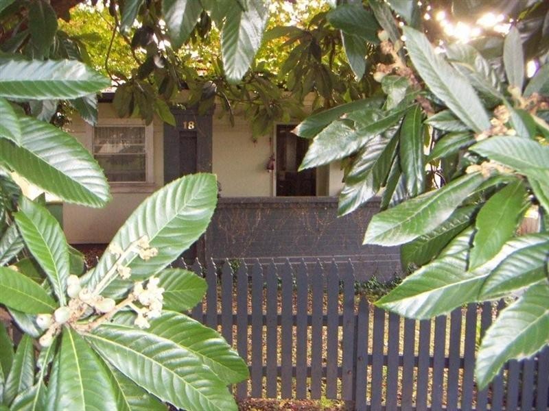 18 Campbell Street, Gosford NSW 2250