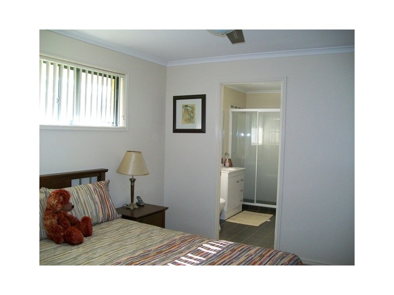 2A William Street, Paxton NSW 2325